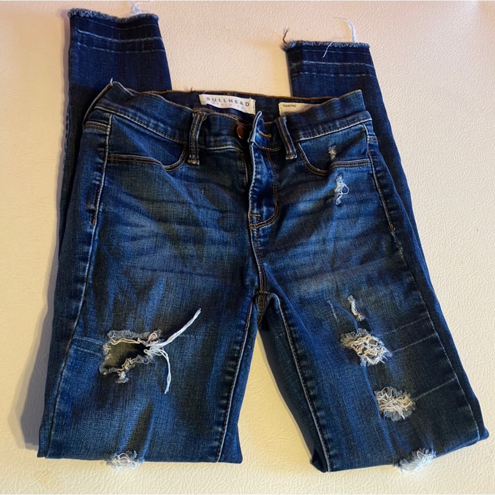 Bullhead Women's Distressed‎ Blue Jeans